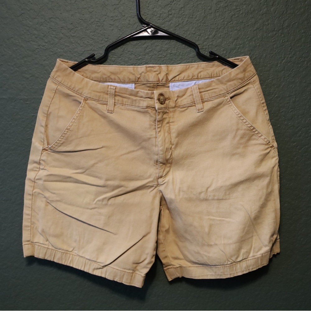 Chubbies flat front shorts - 7” inseam - 32” waist